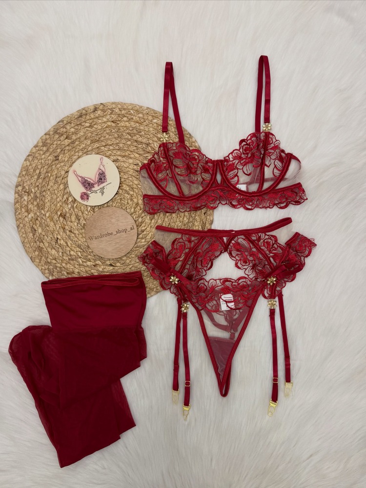 Set di Lingerie in Pizzo Borde - Garter Belt Set recensione e prezzo